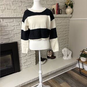 Jessica Simpson Black and Cream Striped Sweater